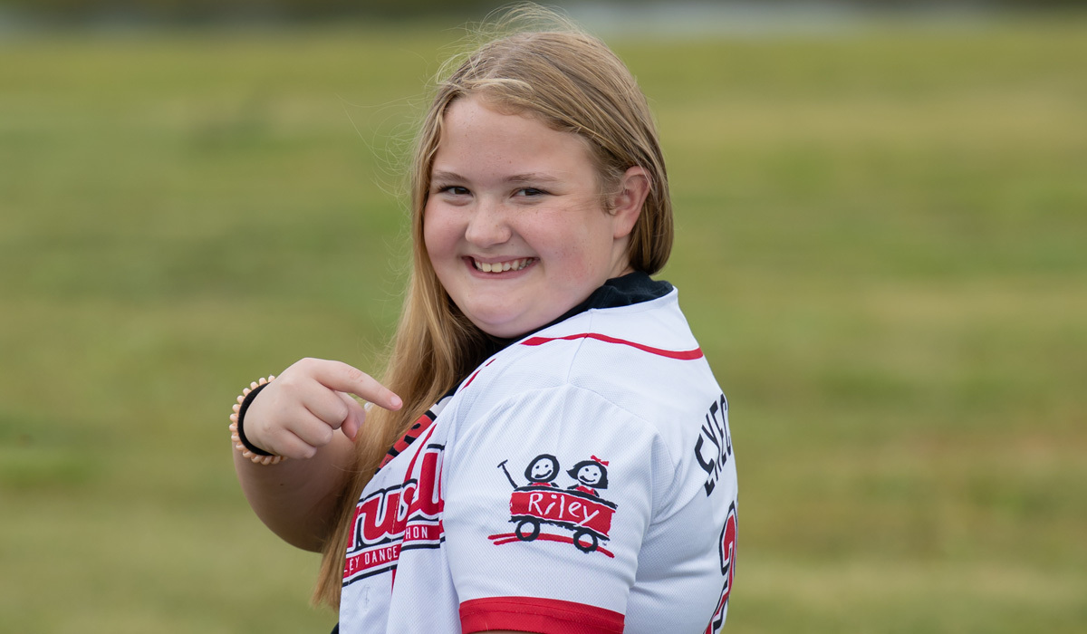 Ivy Selking, Riley Champion