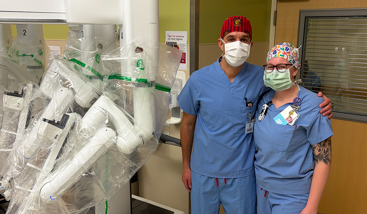 Benjamin M. Whittam, MD, MS and DaVinci robot