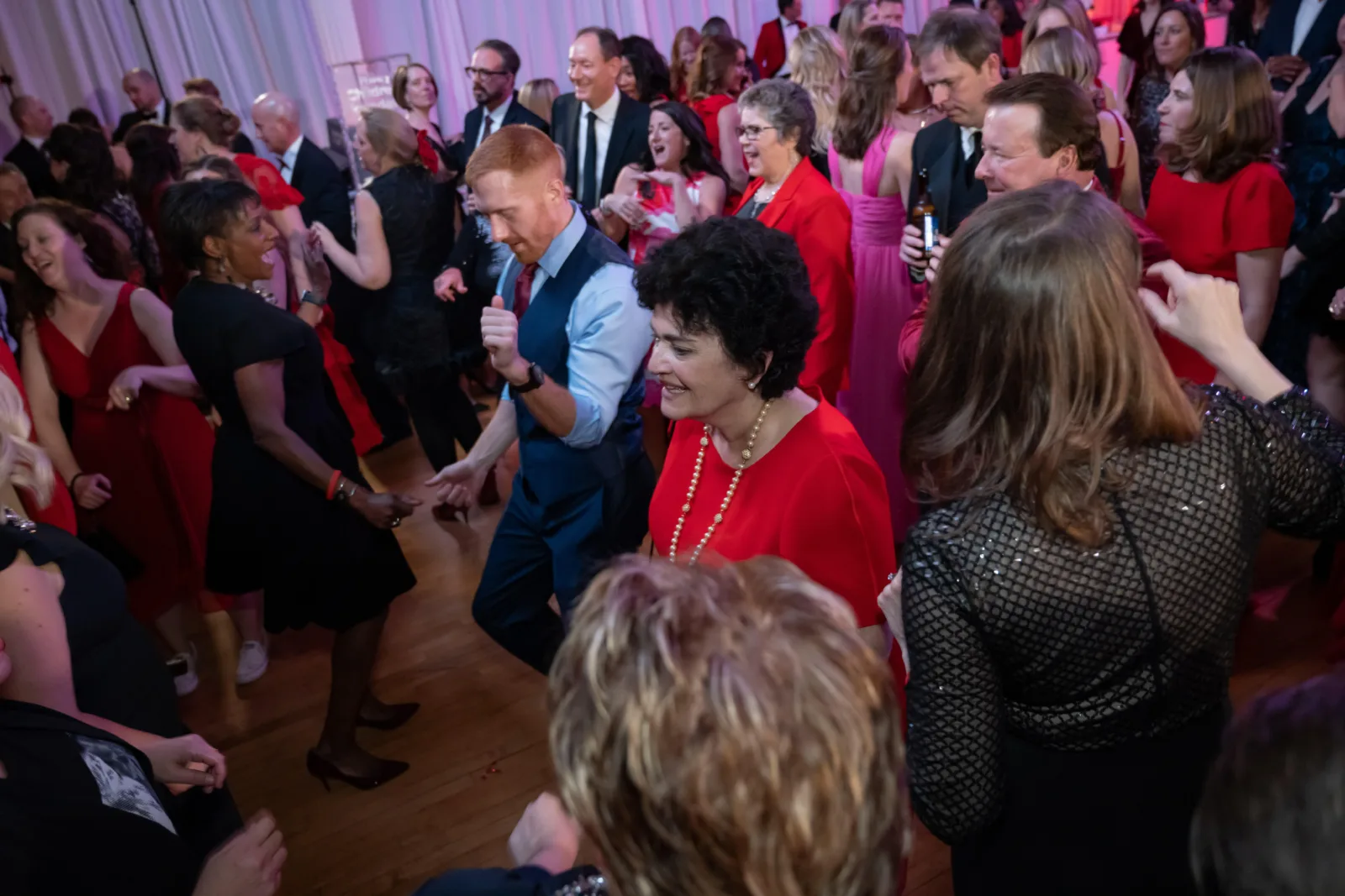 Riley Red event crowd dancing