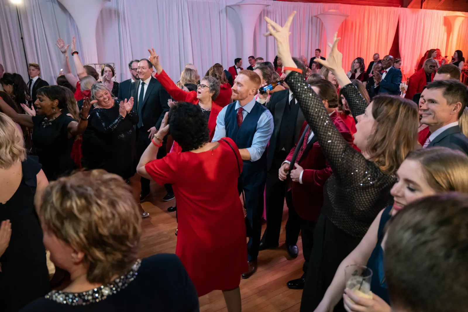 Riley Red event crowd dancing
