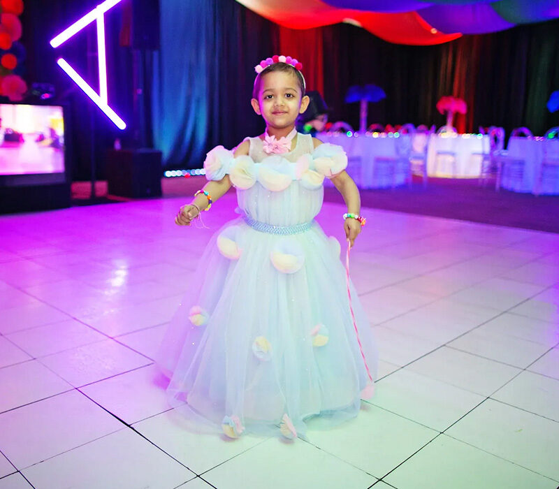 Womenfor Riley Prom Header